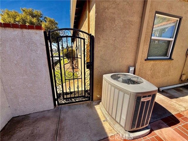 6034 Elenor, Riverside, CA 92506