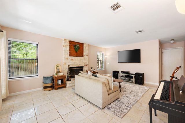 1807 Blackjack DR, Round Rock, TX 78681