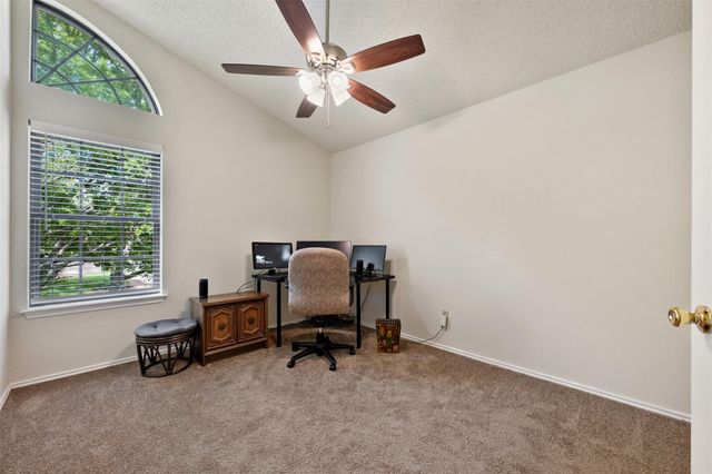 1807 Blackjack DR, Round Rock, TX 78681