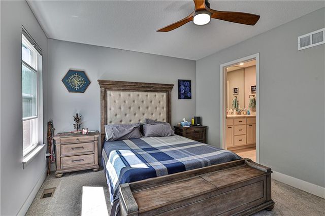 2206 Corbin Court, Excelsior Springs, MO 64024