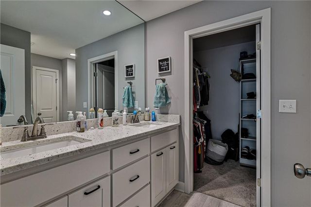2206 Corbin Court, Excelsior Springs, MO 64024