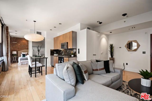460 S Spring Street 601, Los Angeles, CA 90013