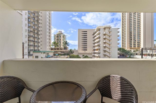 2450 Prince Edward Street 502A, Honolulu, HI 96815