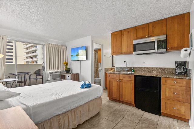 2450 Prince Edward Street 502A, Honolulu, HI 96815