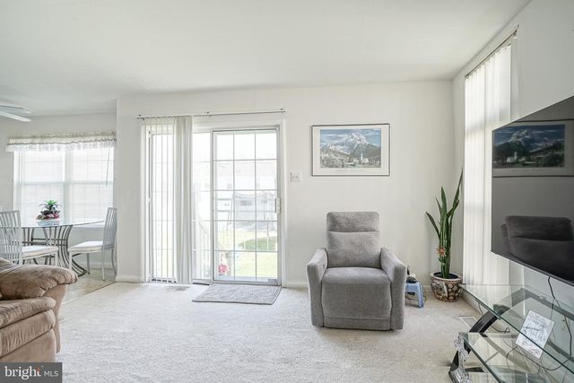 67 VANCE AVE, Sicklerville, NJ 08081