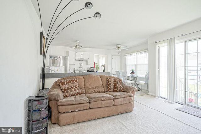 67 VANCE AVE, Sicklerville, NJ 08081