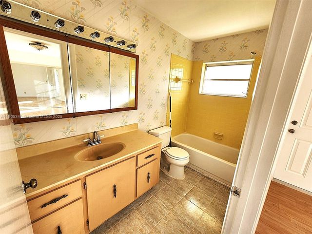 5091 Lakefront Blvd D, Delray Beach, FL 33484