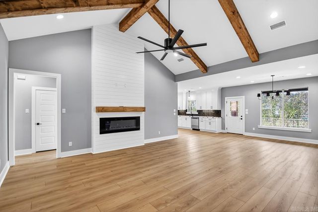 9 Valewood Court, Sherwood, AR 72076