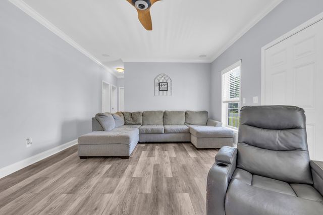 381 Saint Ives Rd., Longs, SC 29568