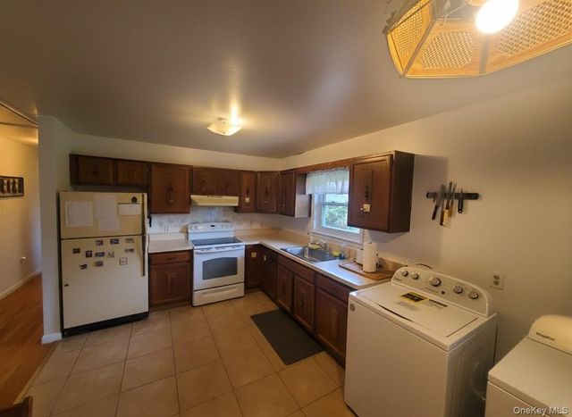 32 Grants Road, Liberty, NY 12754