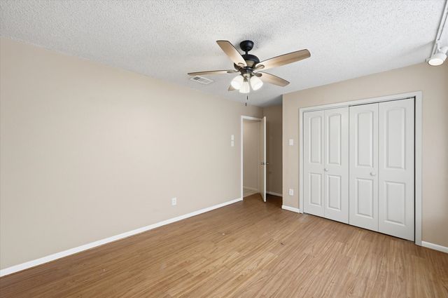 100 Faircrest Drive, Desoto, TX 75115