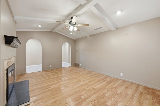 100 Faircrest Drive, Desoto, TX 75115