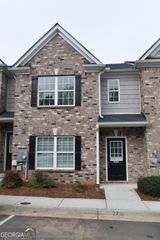 2755 Valley Green Drive, Gainesville, GA 30504