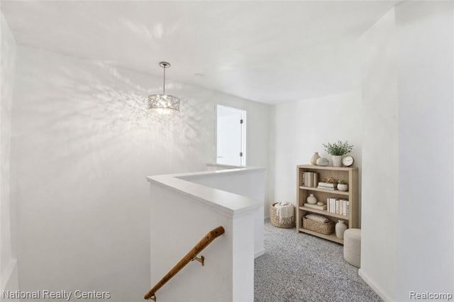 27840 Hampden Street, Madison Heights, MI 48071