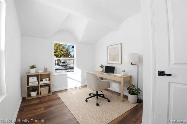 27840 Hampden Street, Madison Heights, MI 48071