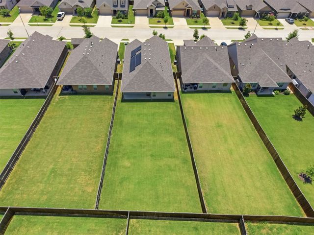 412 Hogan Drive, Denton, TX 76210