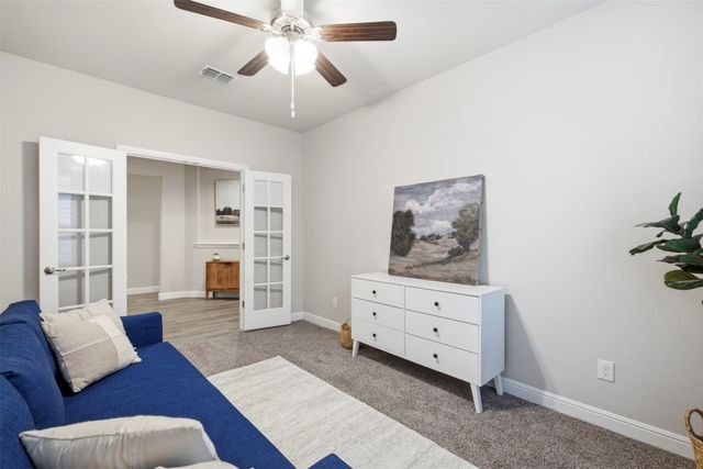 412 Hogan Drive, Denton, TX 76210