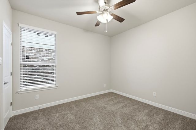 412 Hogan Drive, Denton, TX 76210