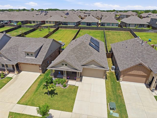 412 Hogan Drive, Denton, TX 76210