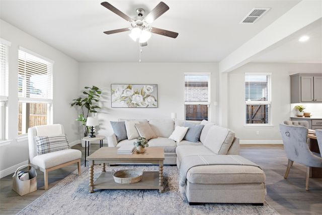 412 Hogan Drive, Denton, TX 76210