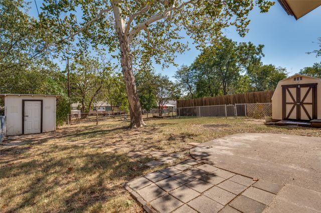 583 Wind River Drive, Duncanville, TX 75116