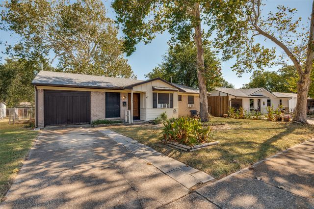 583 Wind River Drive, Duncanville, TX 75116