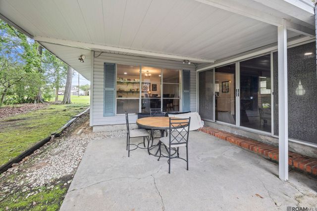 8709 Forest Hill Dr, Baton Rouge, LA 70809