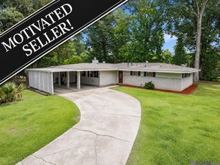 8709 Forest Hill Dr, Baton Rouge, LA 70809
