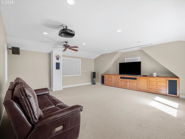16419 LEXINGTON Ct, Lake Oswego, OR 97034