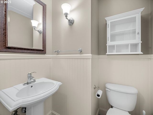 16419 LEXINGTON Ct, Lake Oswego, OR 97034