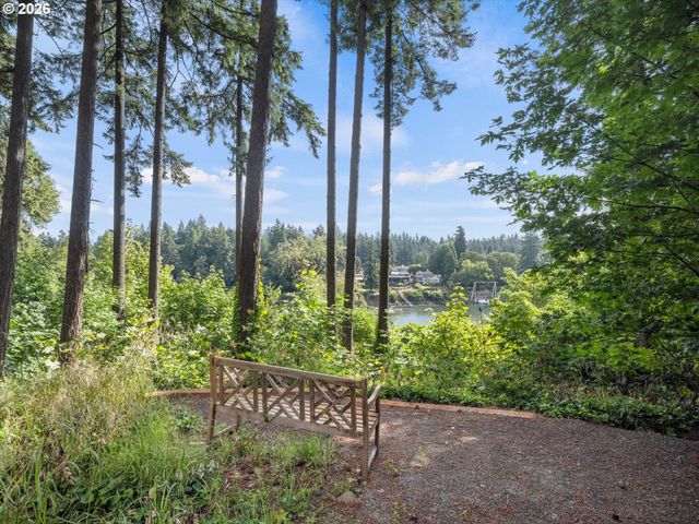 16419 LEXINGTON Ct, Lake Oswego, OR 97034