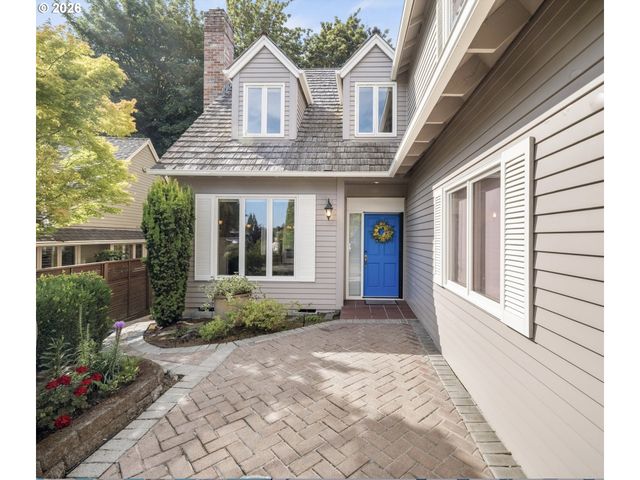 16419 LEXINGTON Ct, Lake Oswego, OR 97034