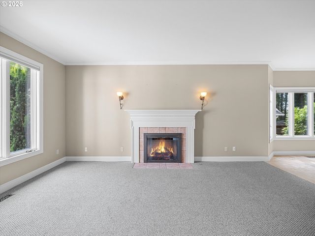 16419 LEXINGTON Ct, Lake Oswego, OR 97034