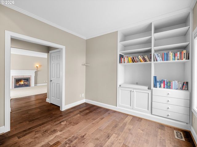 16419 LEXINGTON Ct, Lake Oswego, OR 97034