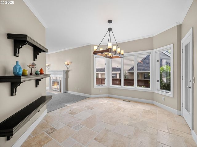 16419 LEXINGTON Ct, Lake Oswego, OR 97034