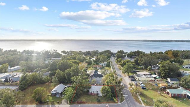 201 W WASHINGTON STREET, Minneola, FL 34715