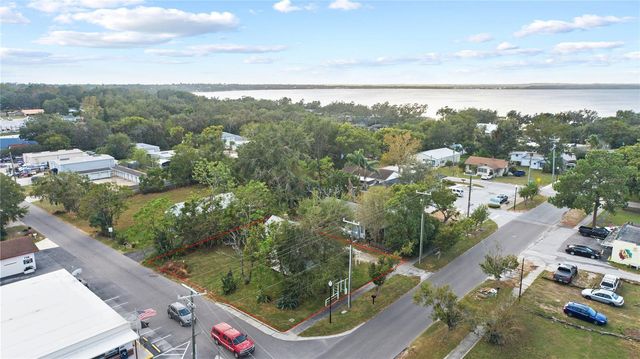 201 W WASHINGTON STREET, Minneola, FL 34715