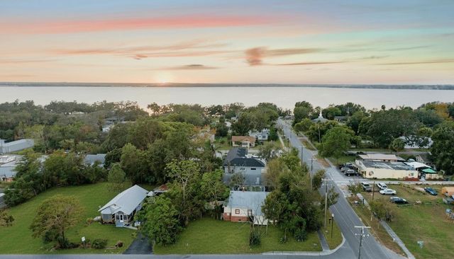 201 W WASHINGTON STREET, Minneola, FL 34715