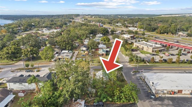 201 W WASHINGTON STREET, Minneola, FL 34715