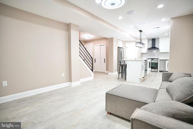 309 N MAPLE AVENUE, Lansdowne, PA 19050
