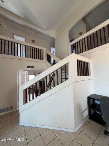 5465 ROGER MARIS Drive, El Paso, TX 79934