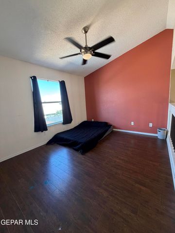 5465 ROGER MARIS Drive, El Paso, TX 79934