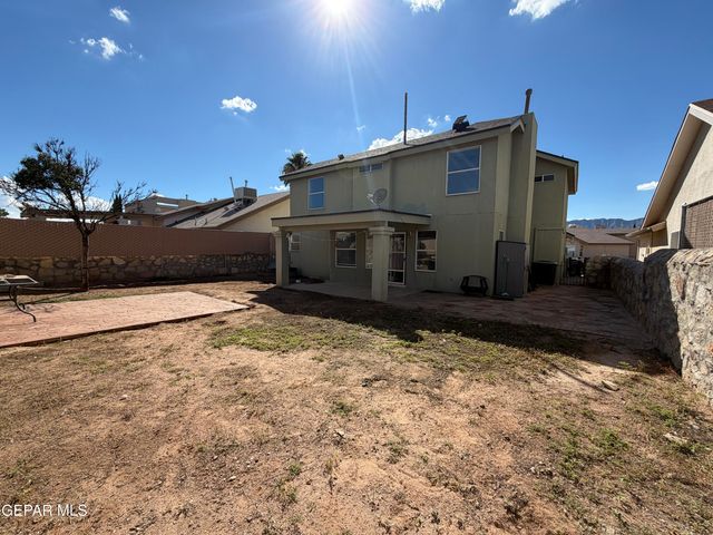 5465 ROGER MARIS Drive, El Paso, TX 79934