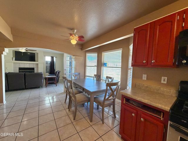5465 ROGER MARIS Drive, El Paso, TX 79934