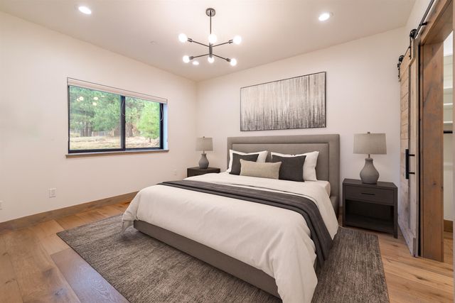 15518 Chelmsford Circle, Truckee, CA 96161