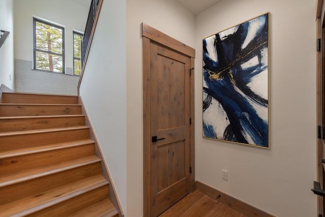 15518 Chelmsford Circle, Truckee, CA 96161