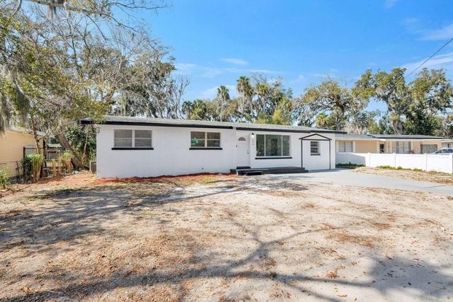 124 BAYWOOD DRIVE, Daytona Beach, FL 32117