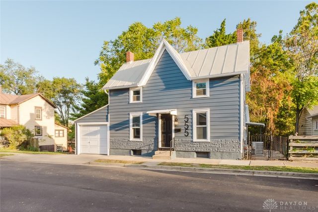 555 E Sycamore Street, Miamisburg, OH 45342