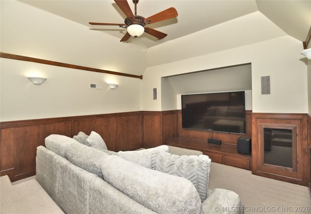 13208 S 118th East Avenue, Broken Arrow, OK 74011