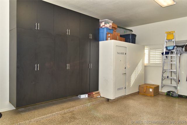 13208 S 118th East Avenue, Broken Arrow, OK 74011